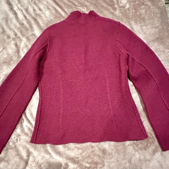 100% Wool Sweater Wrap - Picture 2 of 5